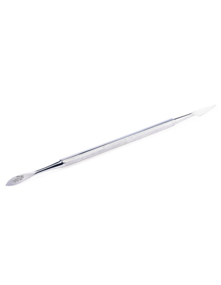 Cuticle Pusher with knife