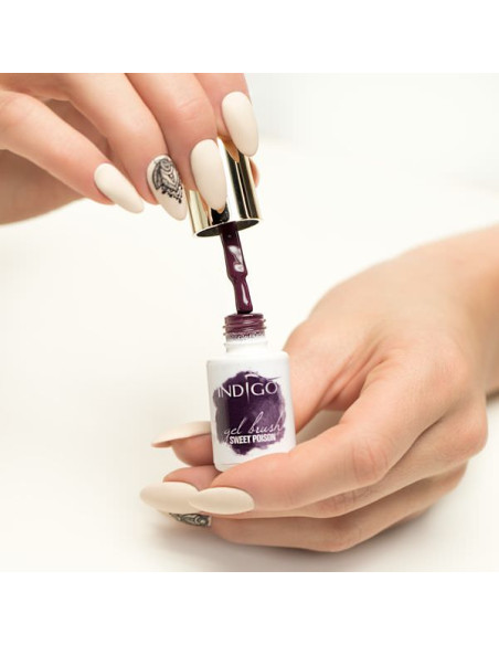 Sweet Poison Gel Brush 5 ml
